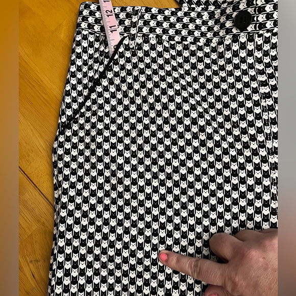 Betabrand pants, 5 pockets, women’s XL, Catstooth print, black & white. NWOT. - Picture 5 of 13